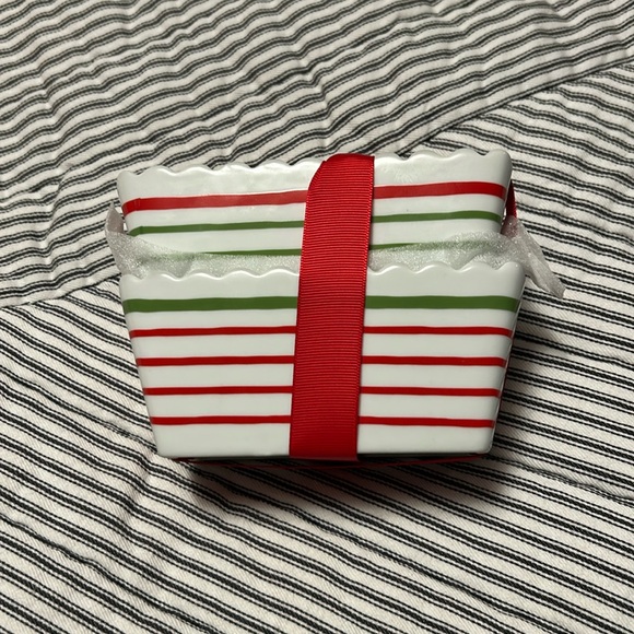 Crate&Barrel Other - Mini Loaf